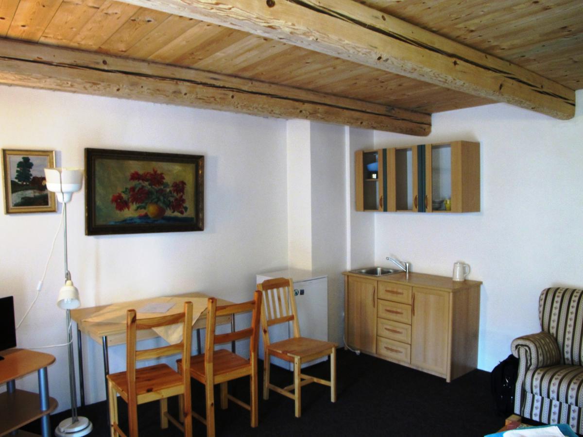 Hotel U Lisky Hostka  Eksteriør bilde